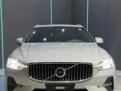 2022 Volvo XC60 4WD Zhiyi Luxury — фото 2