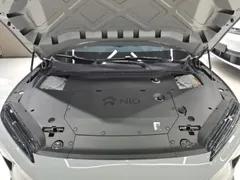 2024 Nio ET5T 75kWh Touring — фото 20