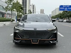 2023 Changan UNI-V 1.5T Sport — фото 2