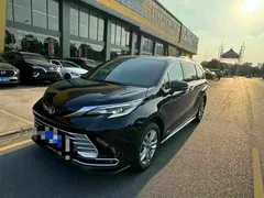 2021 Toyota Sienna 2.5L Hybrid Platinum, чёрный — фото 1