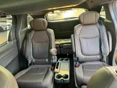 2021 Toyota Sienna 2.5L Hybrid Platinum, чёрный — фото 8
