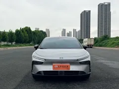 2024 Xpeng P7+ Long Range Max — фото 2