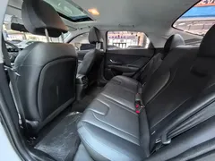 2023 Hyundai Elantra 1.5L CVT LUX Premium, белый — фото 9