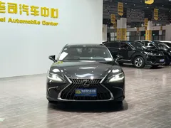 2022 Lexus ES 200 Excellence, чёрный — фото 2