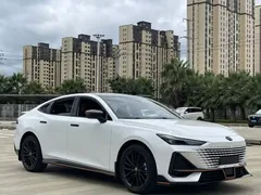 2023 Changan UNI-V 1.5T Sport, белый — фото 3