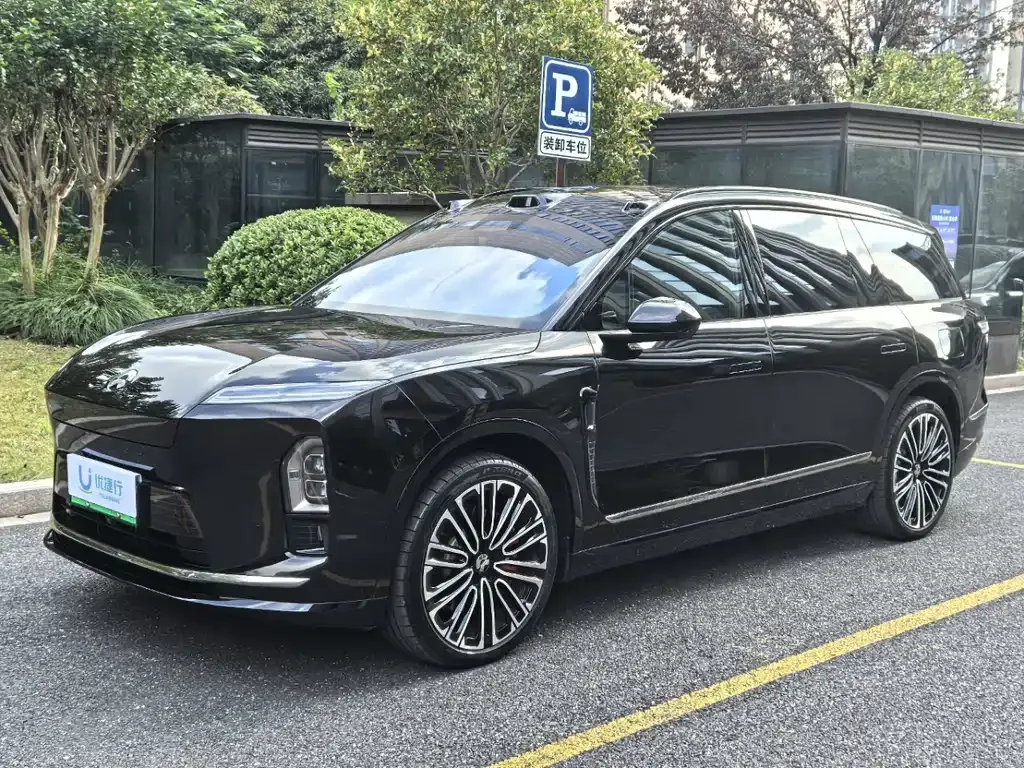 2026 Nio ES8 6-seat Executive Signature