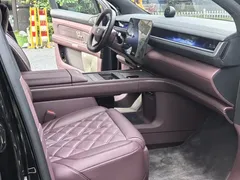 2026 Nio ES8 6-seat Executive Signature, чёрный — фото 4