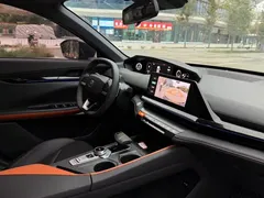 2023 Changan UNI-V 1.5T Premium, чёрный — фото 2