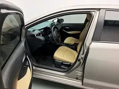 2021 Toyota Corolla Hybrid 1.8L E-CVT Elite — фото 12