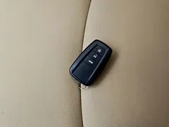 2021 Toyota Corolla Hybrid 1.8L E-CVT Elite — фото 20