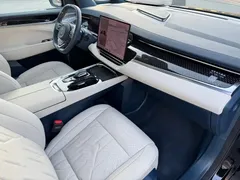 2024 Zeekr 009 6-Seat Executive 4WD 108kWh, чёрный — фото 17
