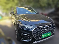 2021 Audi Q5L 45 TFSI Luxury Dynamic, чёрный — фото 3
