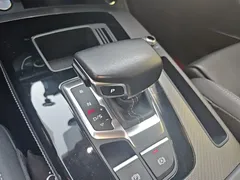2021 Audi Q5L 45 TFSI Luxury Dynamic, чёрный — фото 15