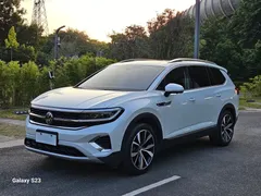 2022 Volkswagen Talagon 530TSI 4WD Flagship Pro 6 Seats, белый — фото 1