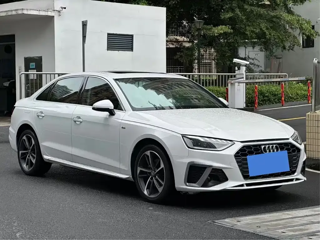2022 Audi A4L 40 TFSI Fashion Dynamic