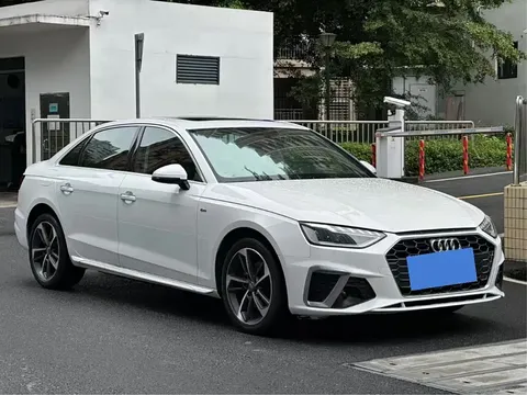 2022 Audi A4L 40 TFSI Fashion Dynamic