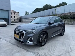 2022 Audi Q3 45 TFSI quattro Fashion Sport — фото 1