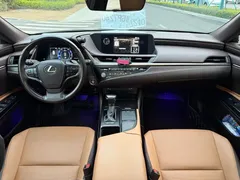 2021 Lexus ES 200 Excellence, чёрный — фото 8