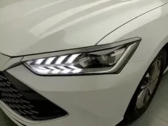 2024 BYD Qin PLUS Honor DM-i PHEV 55km Leading, белый — фото 17