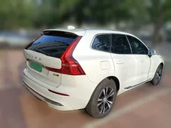 2023 Volvo XC60 4WD Luxury, белый — фото 4