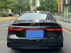 2023 Audi A7L 45 TFSI quattro S-line, чёрный — фото 4