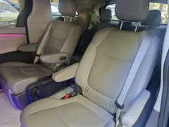 2023 Toyota Granvia 2.5L Hybrid Premium Plus, чёрный — фото 13