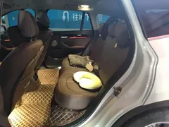 2021 BMW X1 Leading, белый — фото 18