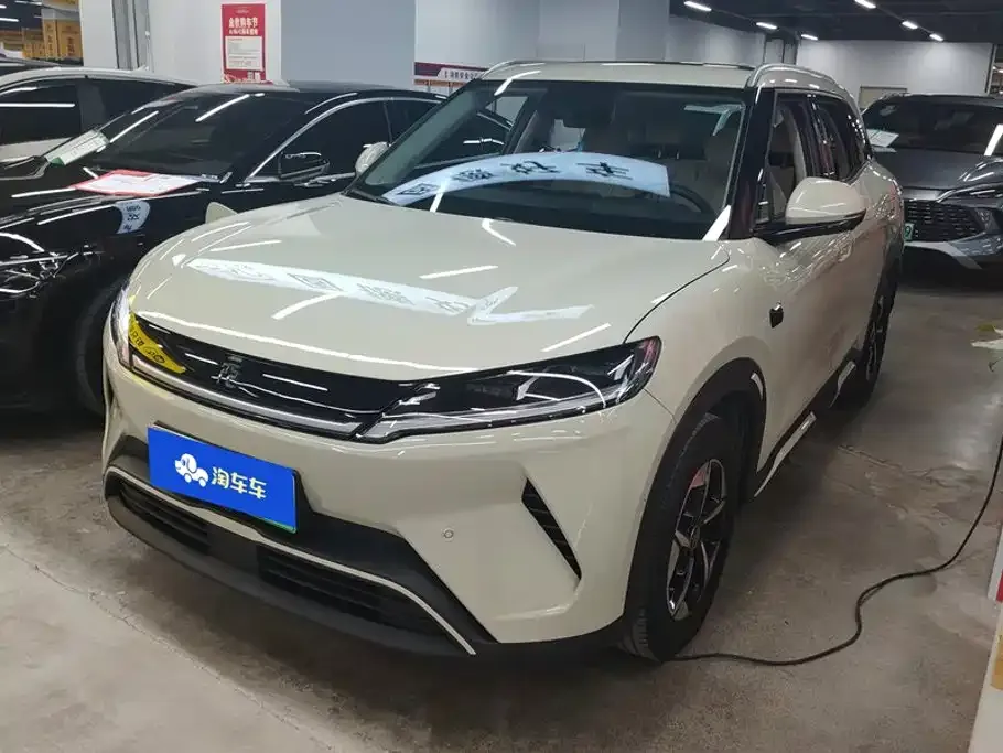 2025 BYD Yuan UP Smart Driving 401km