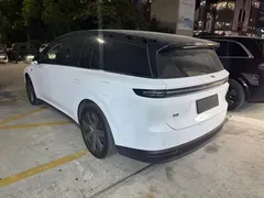 2025 Li Auto i8 Standard, белый — фото 8