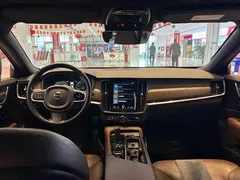 2021 Volvo V90 Cross Country B5 AWD — фото 17