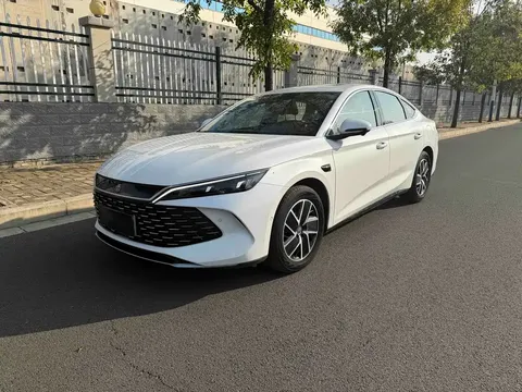 2025 BYD Qin L PHEV Smart Driving 120km