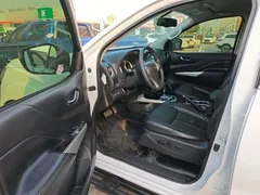 2021 Nissan Navara 2.5L AT 4WD Premium QR25, белый — фото 16