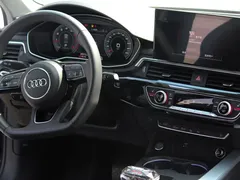 2023 Audi A4L 40 TFSI Luxury Dynamic — фото 7