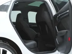 2023 Audi A3 L Limousine 35 TFSI Fashion Sport, белый — фото 10