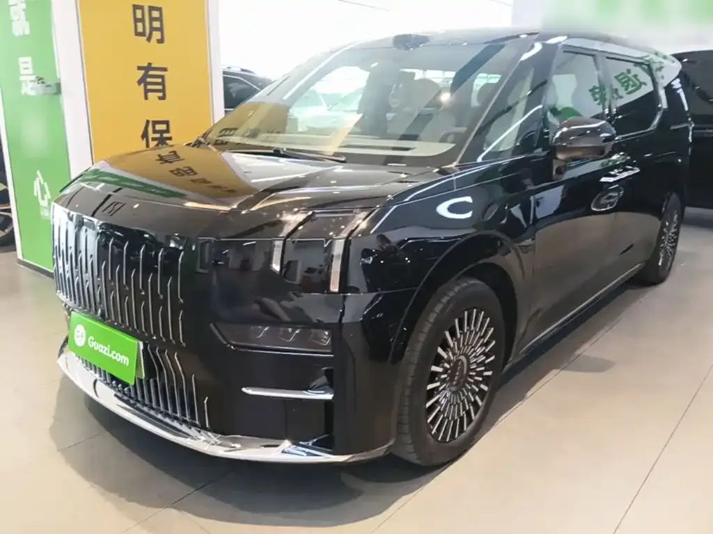 2024 Zeekr 009 7 seats 108kWh