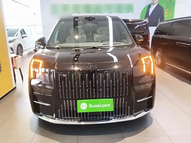 2024 Zeekr 009 7 seats 108kWh