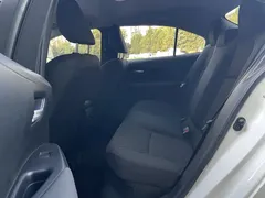 2023 Toyota Corolla 1.8L Hybrid Elite, белый — фото 8