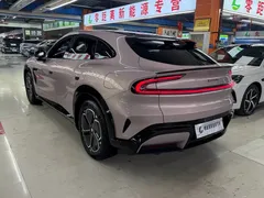 2025 Xiaomi YU7 4WD Max — фото 4