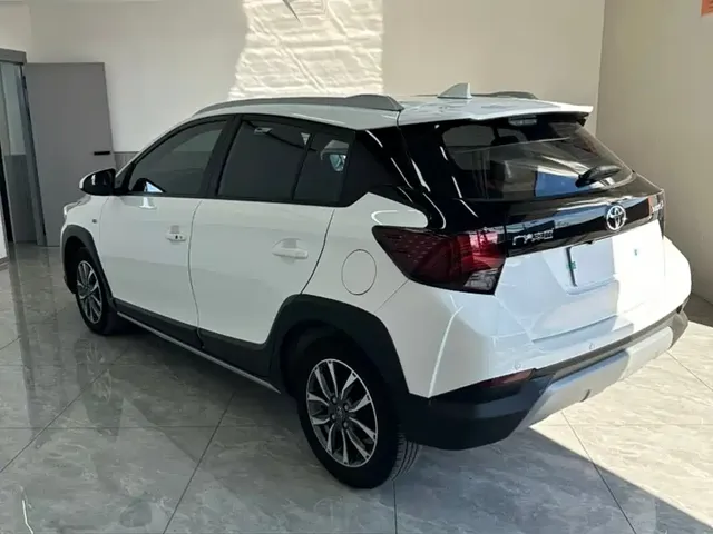 2022 Toyota Yaris L Zhixuan X 1.5L CVT Luxury Plus