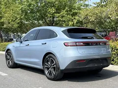 2024 Aito M5 EREV Max RWD Advanced Smart Driving, синий — фото 4