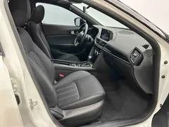 2021 Mazda CX-4 2.0L AT 2WD, белый — фото 18