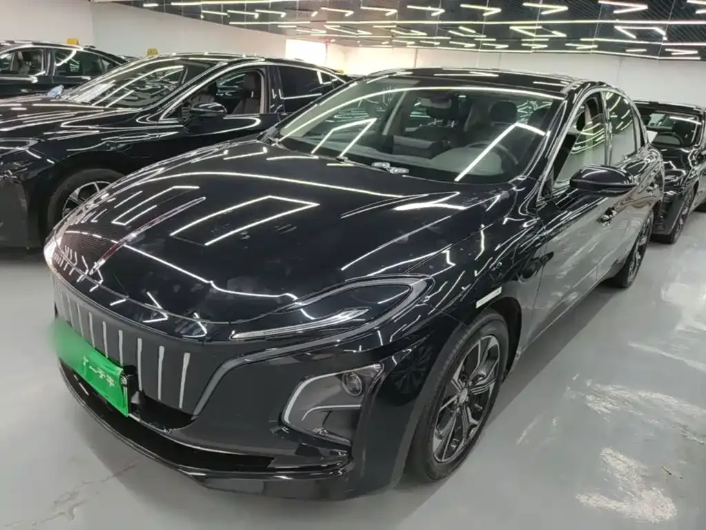 2023 Hongqi E-QM5 Basic Mobility