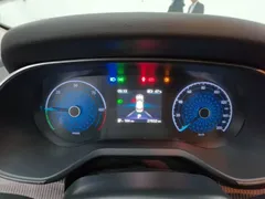 2023 Hongqi E-QM5 Basic Mobility, чёрный — фото 12