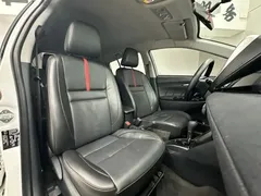 2022 Toyota Yaris L Zhixuan X 1.5L CVT Luxury Plus, белый — фото 13