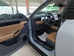 2024 Leapmotor C01 EREV 216 Premium — фото 16
