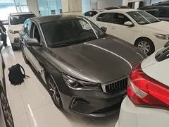 2022 Geely Emgrand 4th Gen 1.5L MT Elite — фото 4