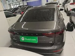 2022 Geely Emgrand 4th Gen 1.5L MT Elite — фото 6