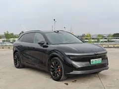 2025 Zeekr 7X 75kWh RWD Smart Driving, чёрный — фото 3