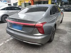 2024 Hongqi H5 2.0T AT Smart Connect Qichang — фото 7