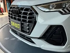 2021 Audi Q3 35 TFSI Fashion Sport, белый — фото 3